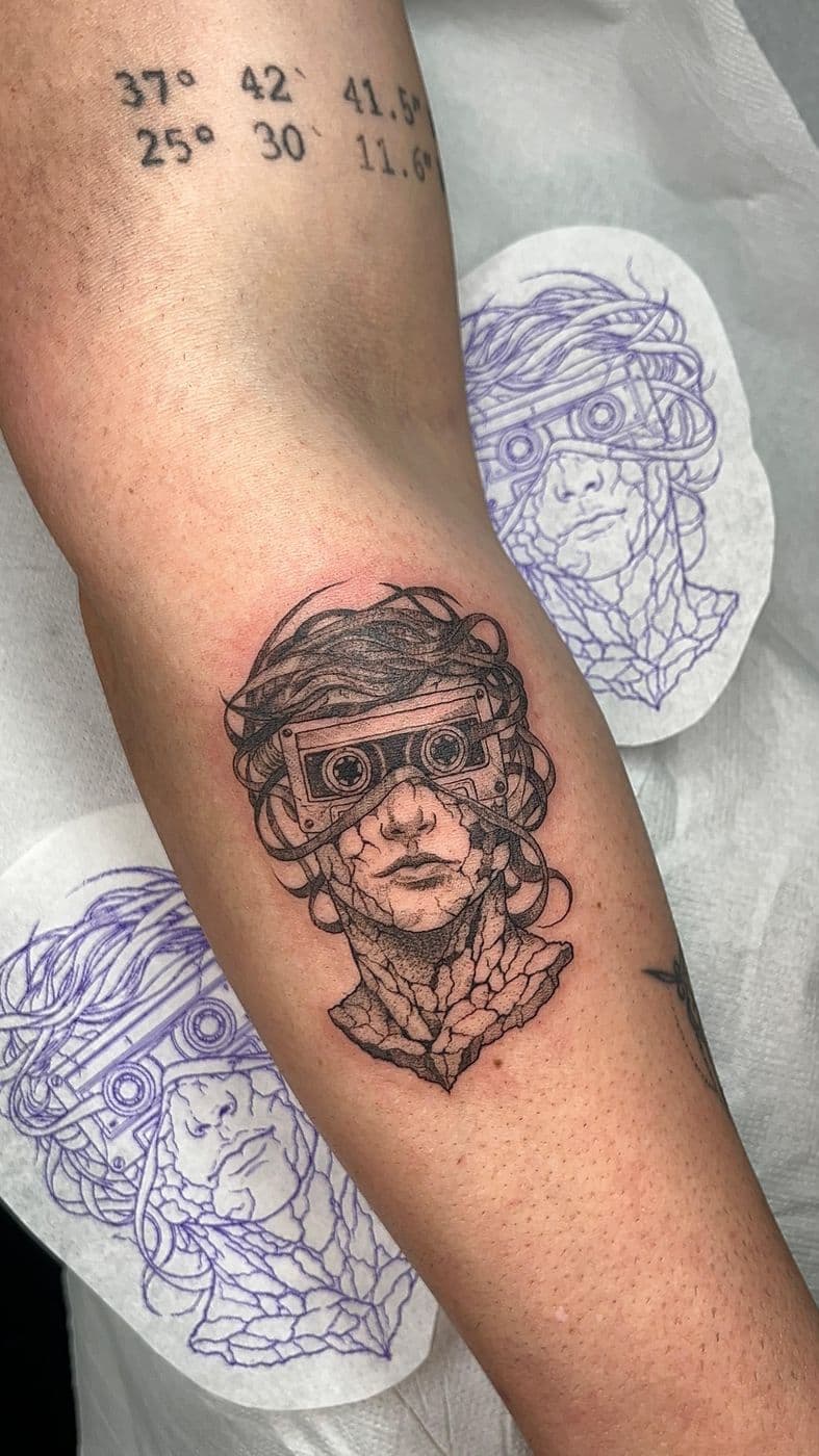 Tattoo by Laura Almada, ZECARTE TATTOO, Funchal